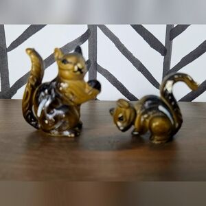 Vintage Mini Squirrel Figures Adorable Pair ❤️